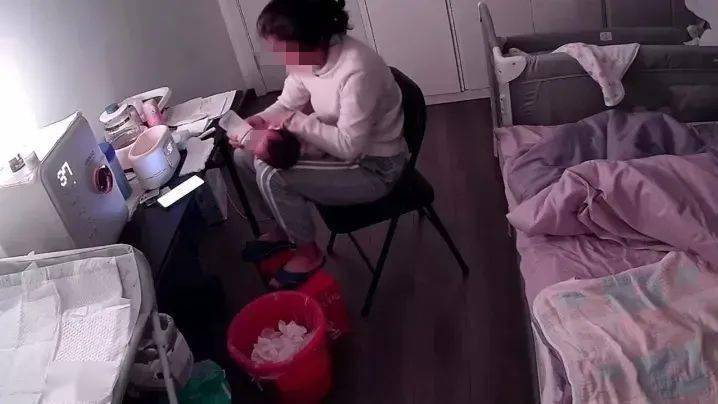 江南体育app下载震惊jn江南体育！福建一婴儿吃奶被月嫂扇巴掌涉事月嫂与雇主和解并被解雇(图1)