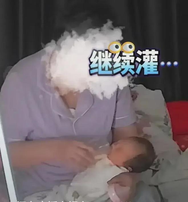 愤怒！月嫂利用宝妈上厕所时间强行给婴儿灌奶婴儿才9天！(图7)